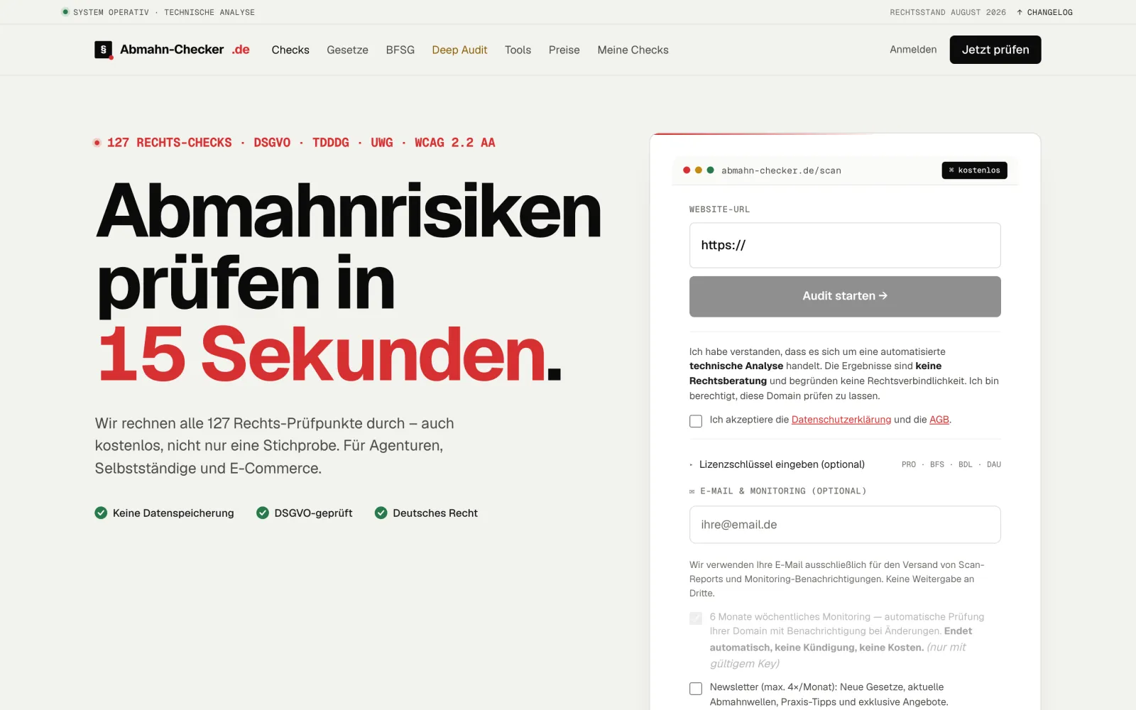 Website abmahn-checker.de mit Prüfformular für Website-Compliance